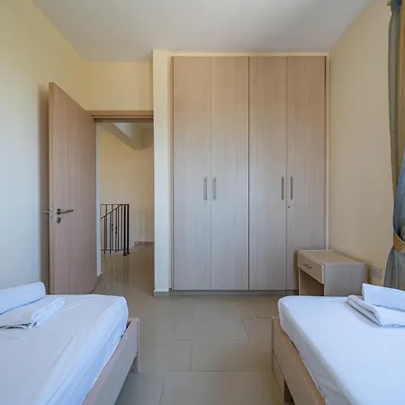 Дом отдыха Kyklades Maisonette For 6 People
