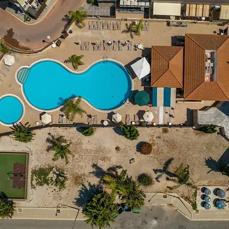 Kyklades Maisonette For 6 People * Protaras
